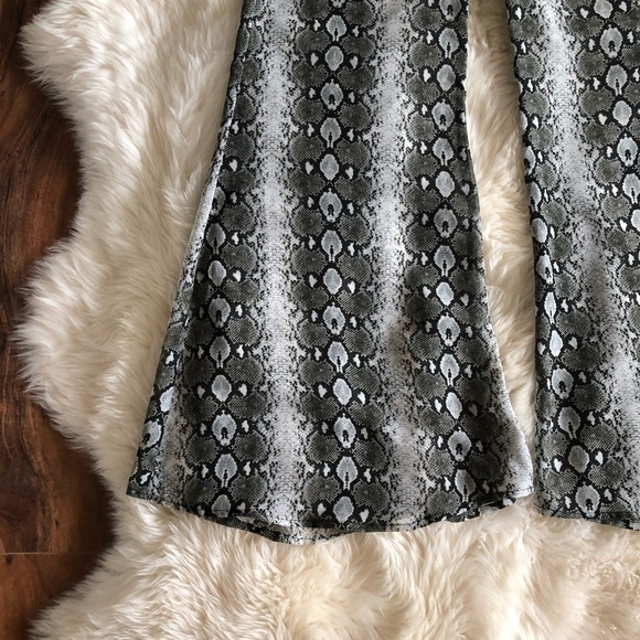 Show Me Your Mumu Tass Party Snakeprint Pants M - Picture 6 of 10